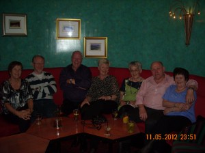 Kos i nattklubben på hotellet